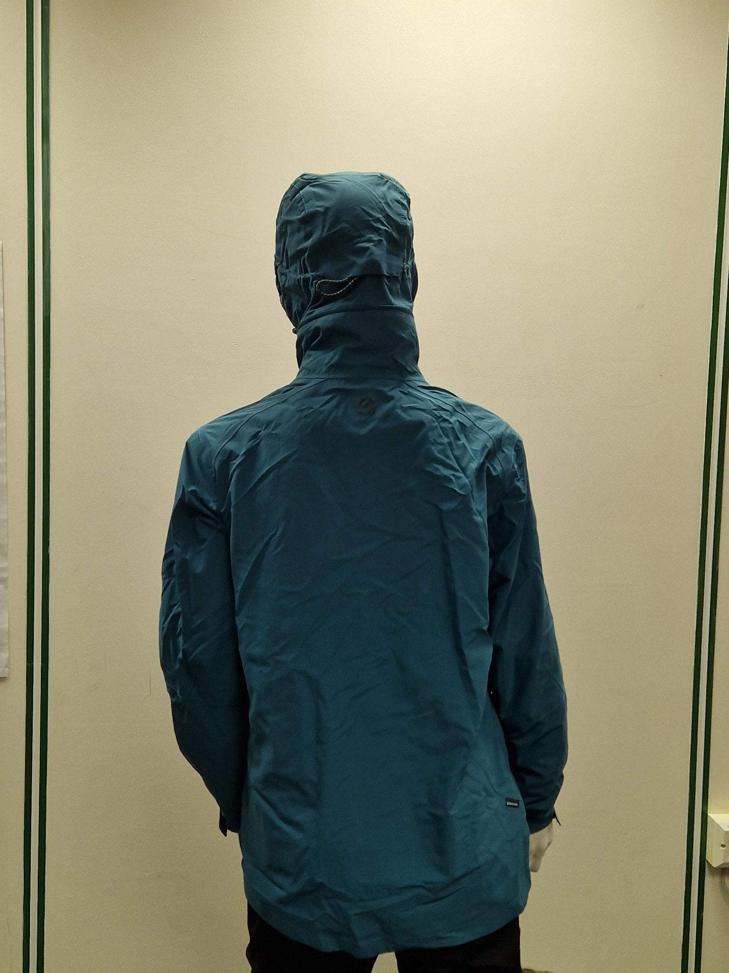 Rohan Barricade Ladies waterproof Jacket in Teal - Size Small