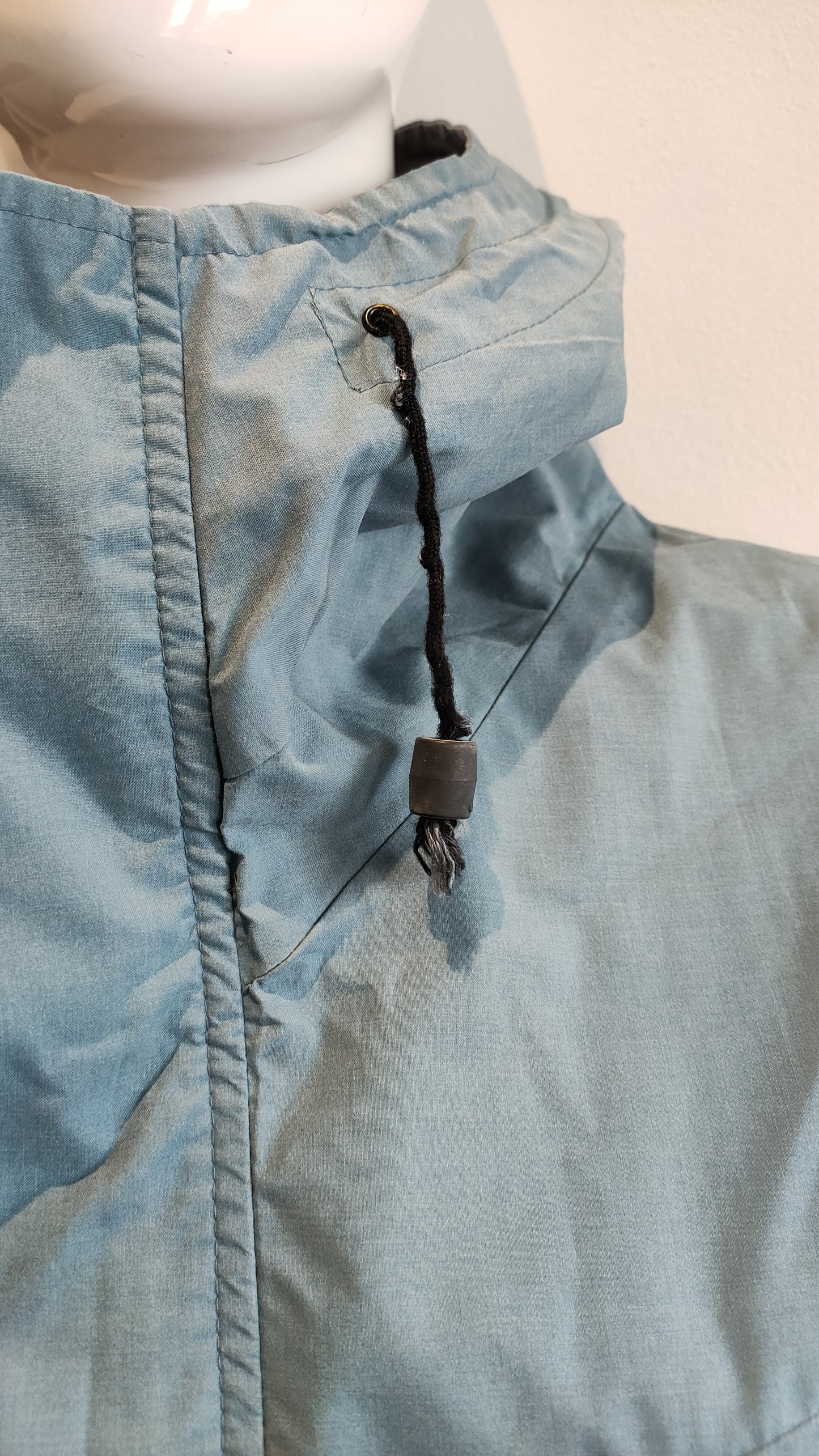 Female Rohan Lightweight Raincoat Medium