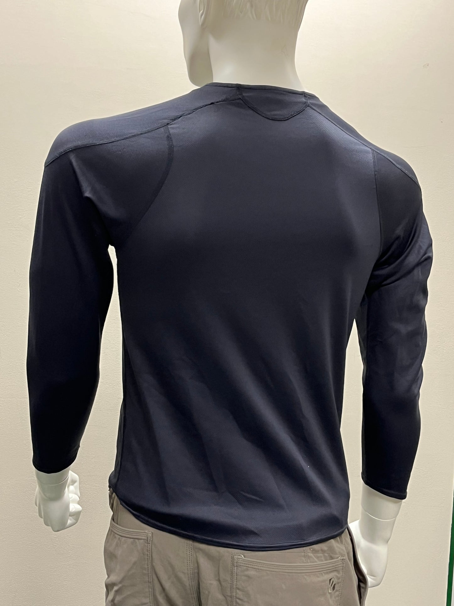 Kalenji Decathlon Mens Base layer in Black - Size Medium