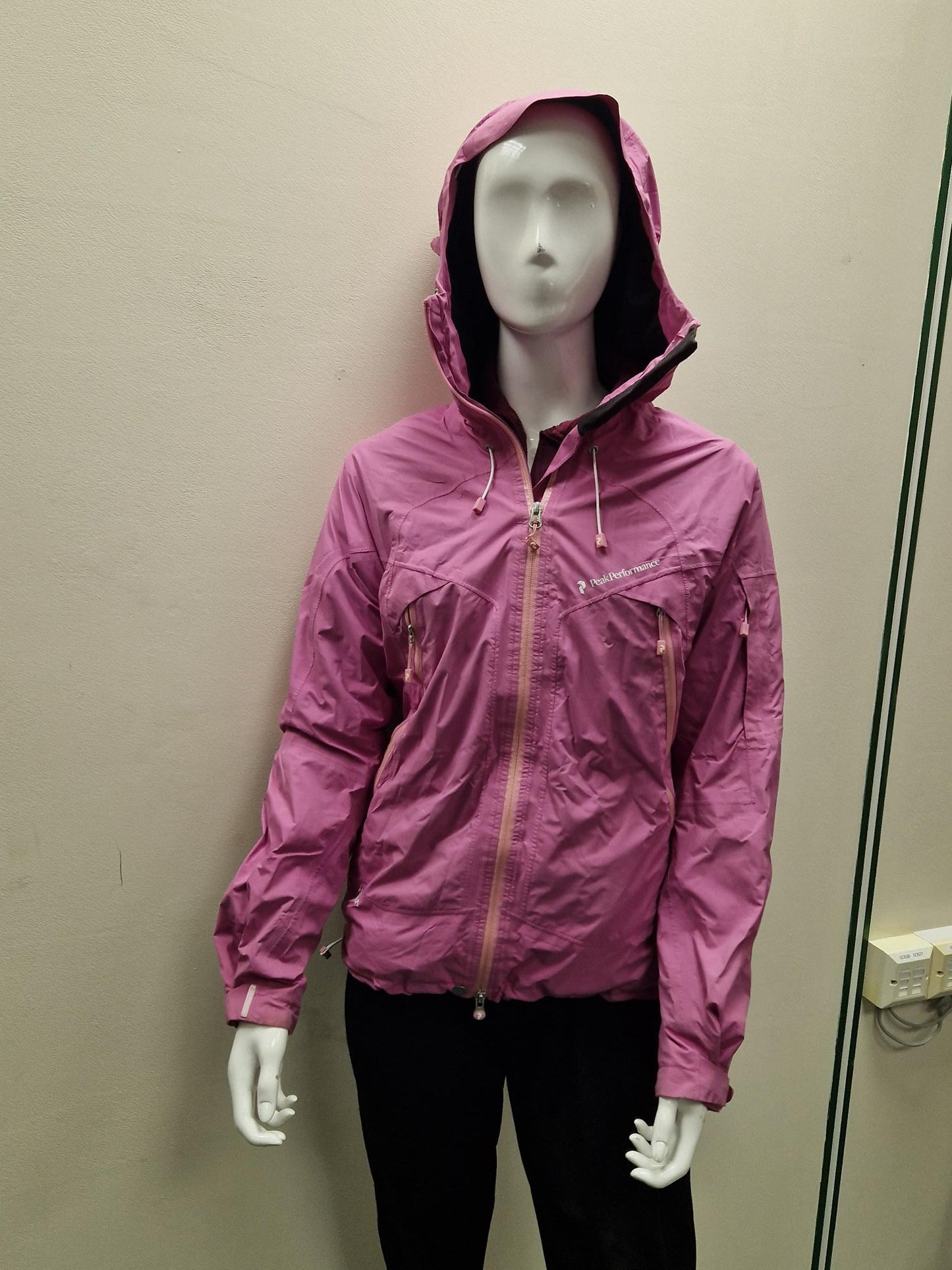 Ladies Waterproof Jacket in Pink