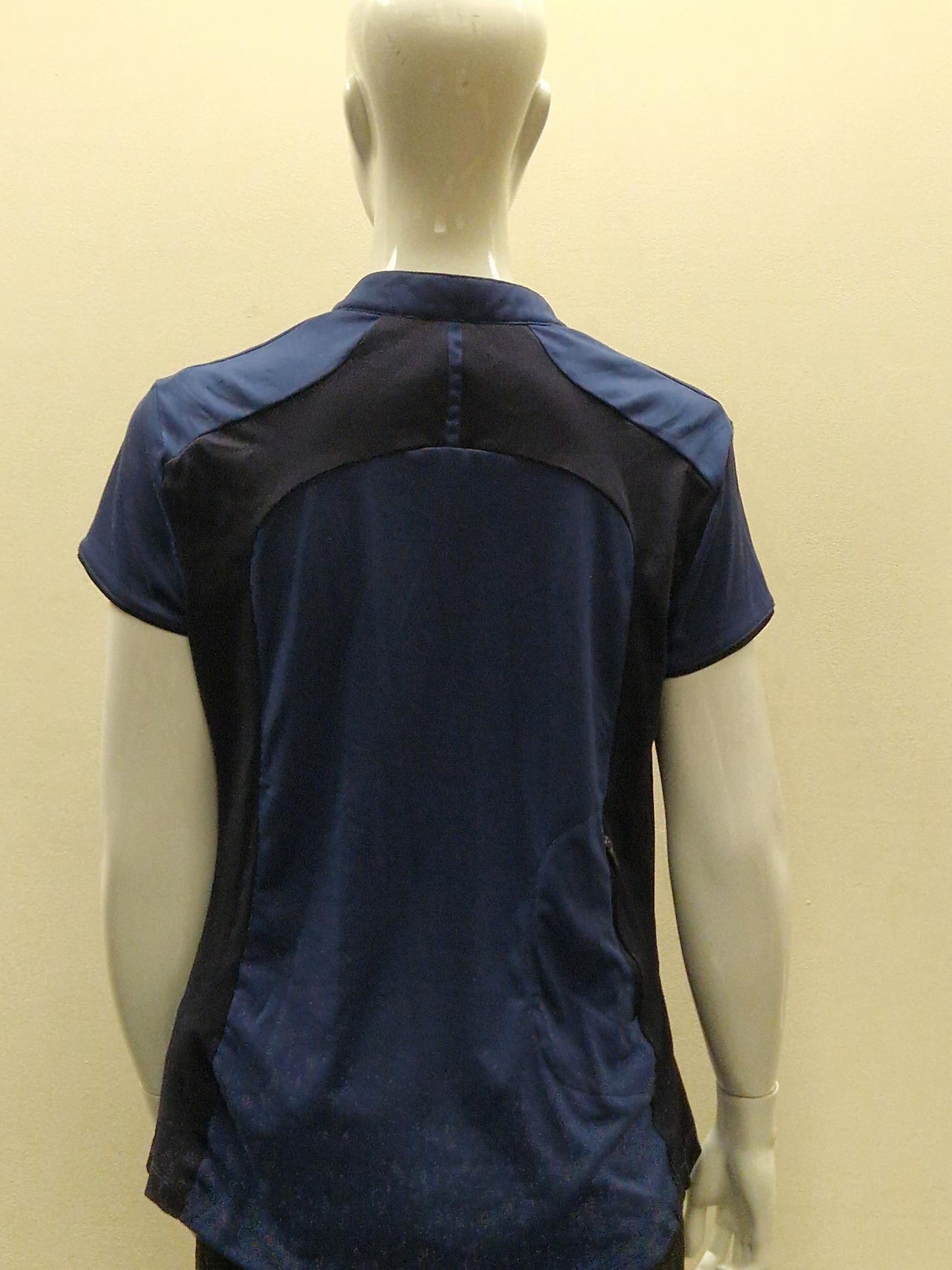 Decathlon Ladies T-Shirt in Navy Blue - Size Large