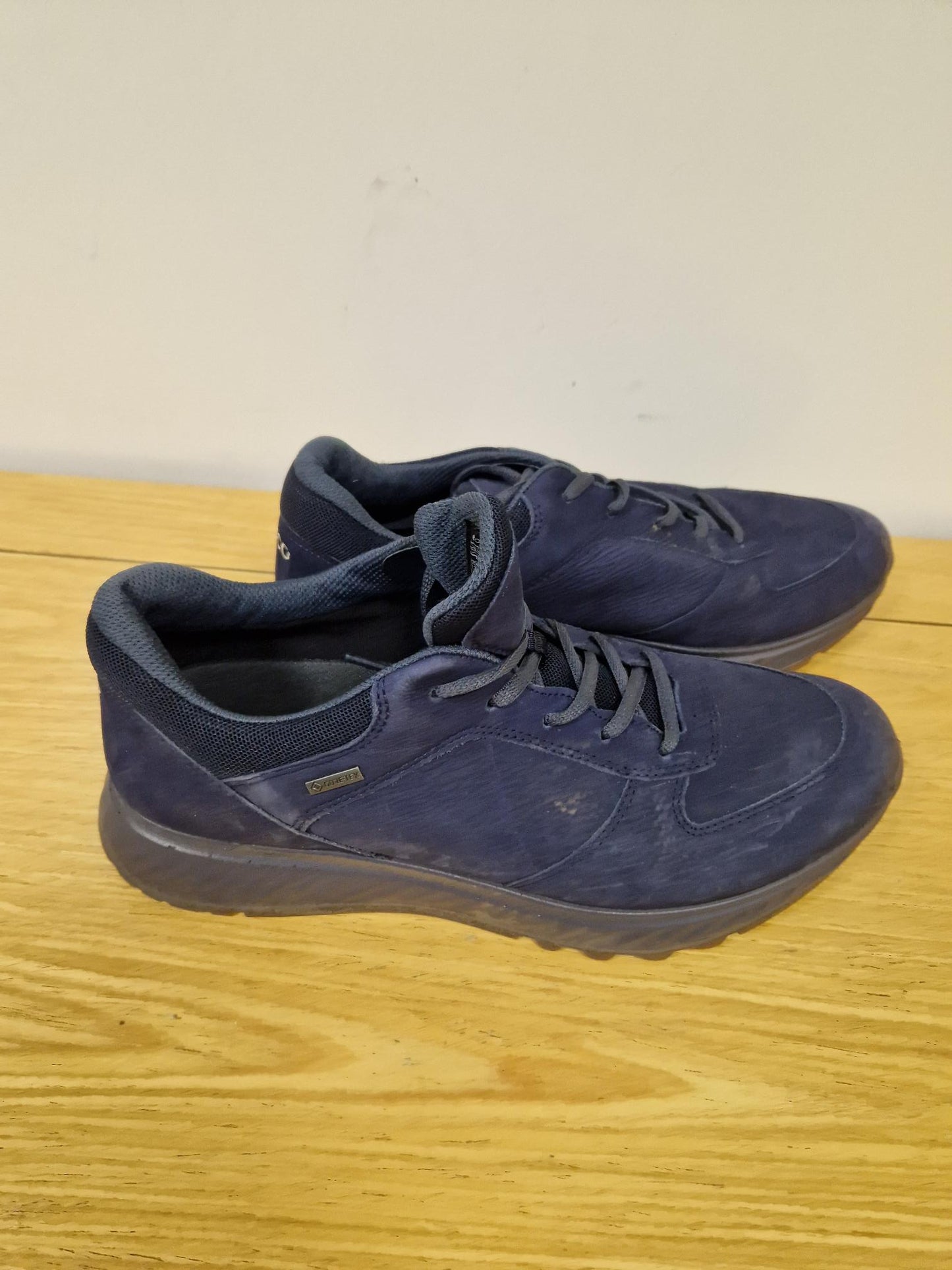 Ecco Mens Trainer in Navy - Size 9/9.5