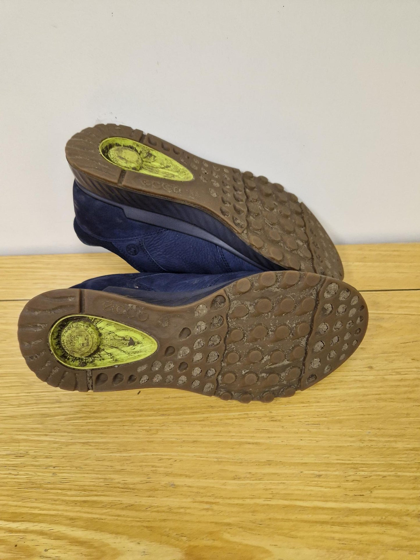 Ecco Mens Trainer in Navy - Size 9/9.5