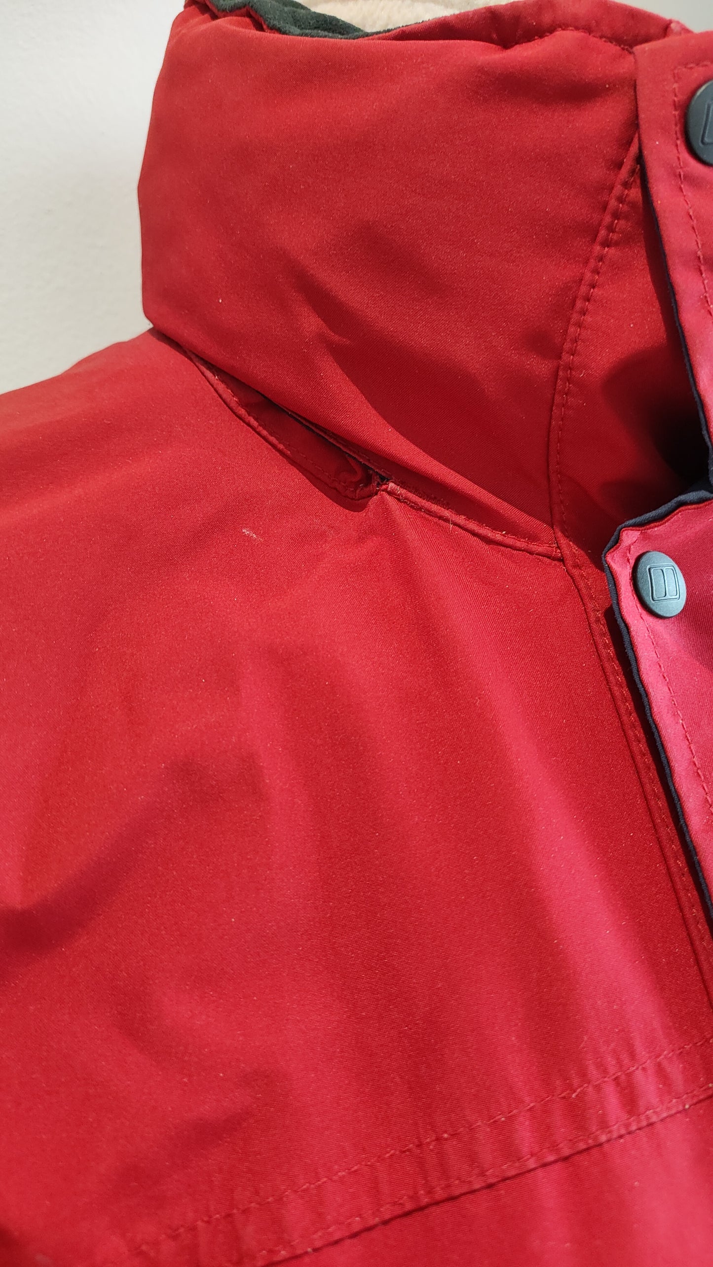 Men's Berghaus Waterproof Jacket Medium