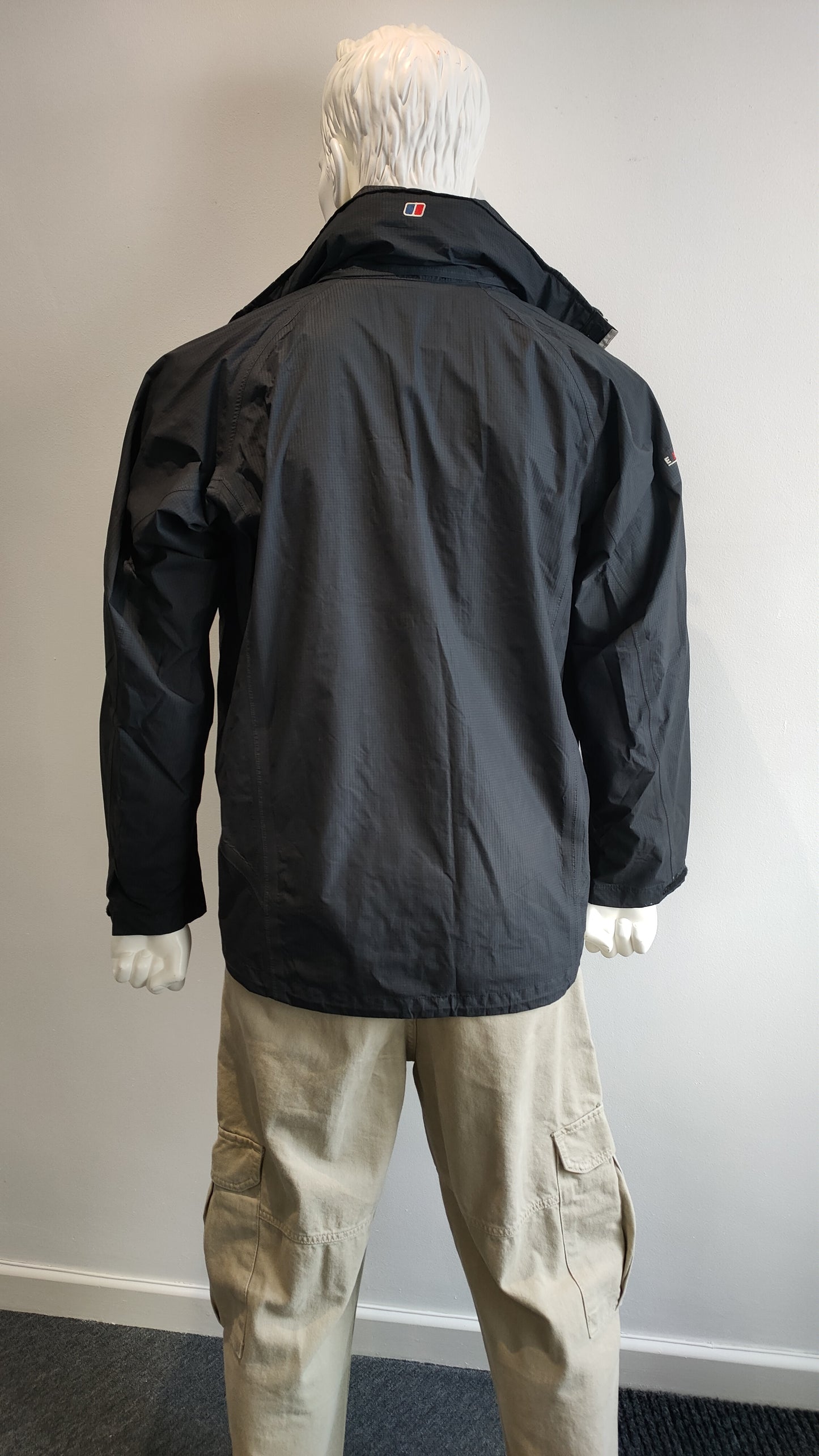 Men's Berghaus Gortex Waterproof Jacket - Large