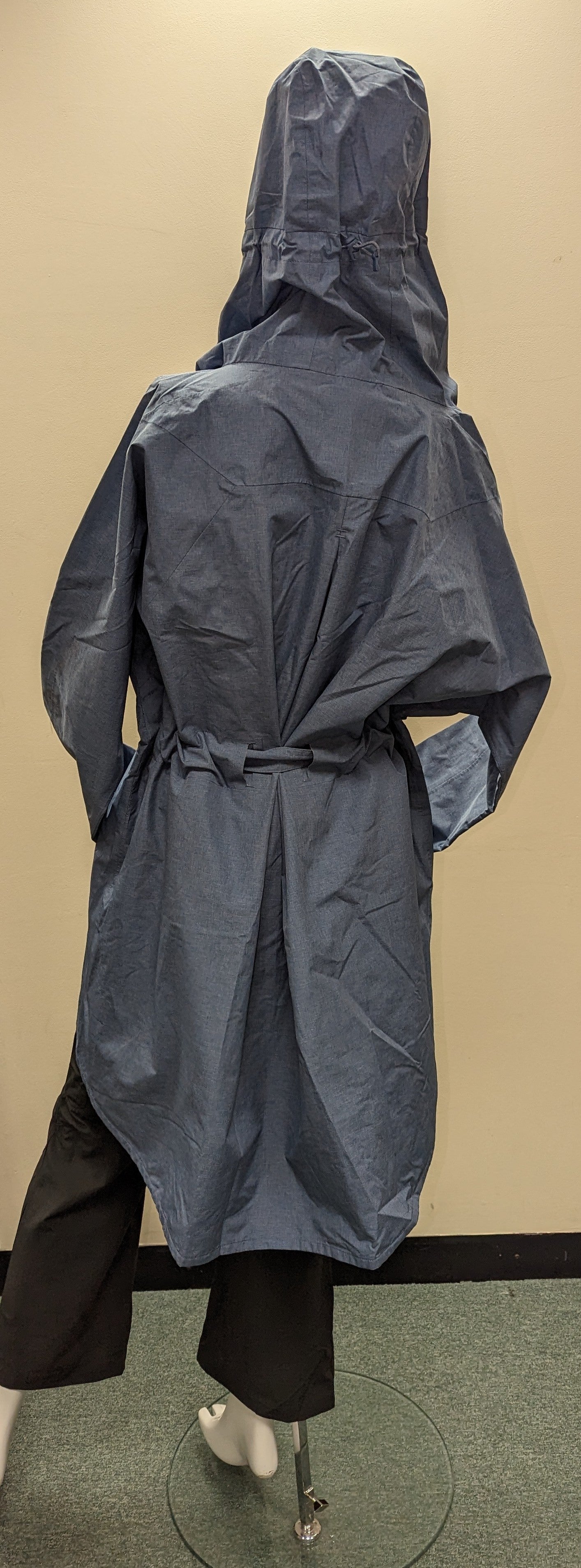 Ladies Zakti Pullover Coat - Size