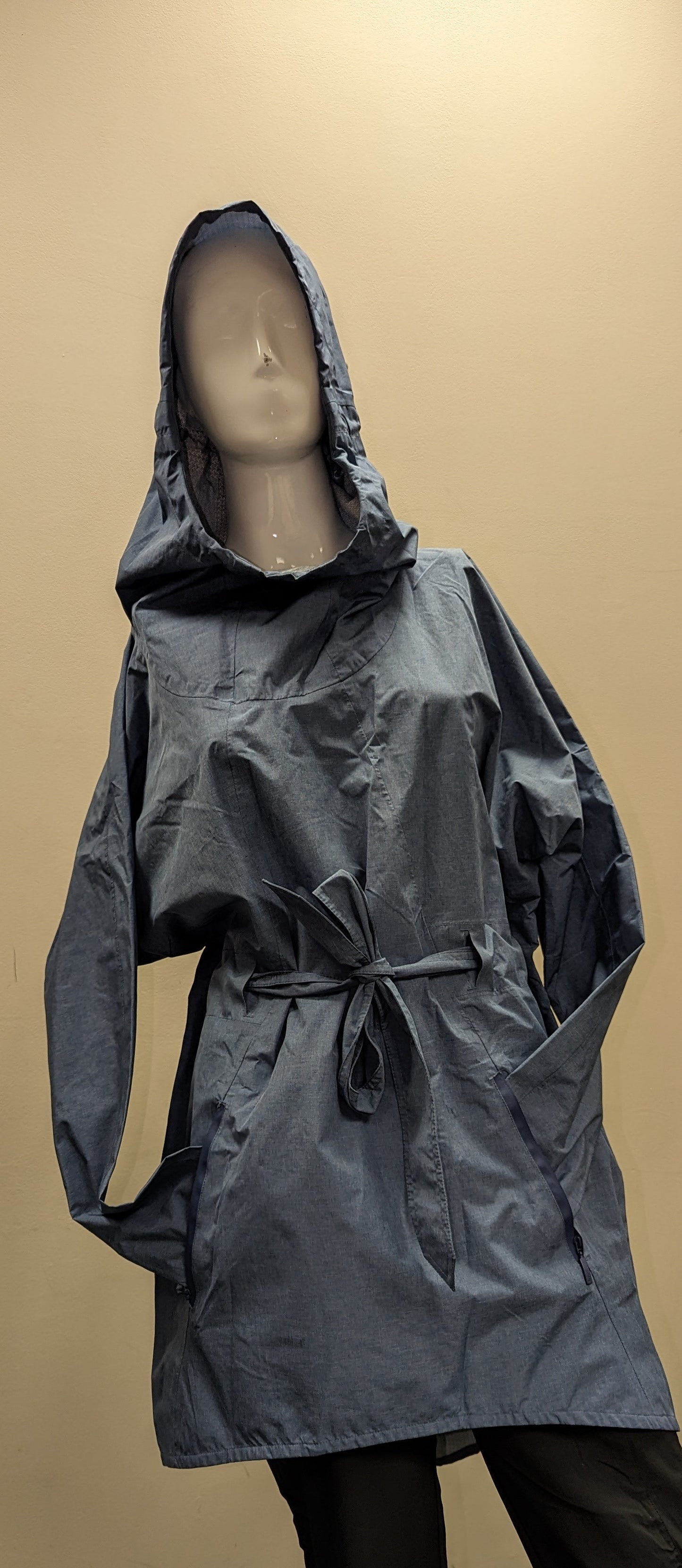Ladies Zakti Pullover Coat - Size